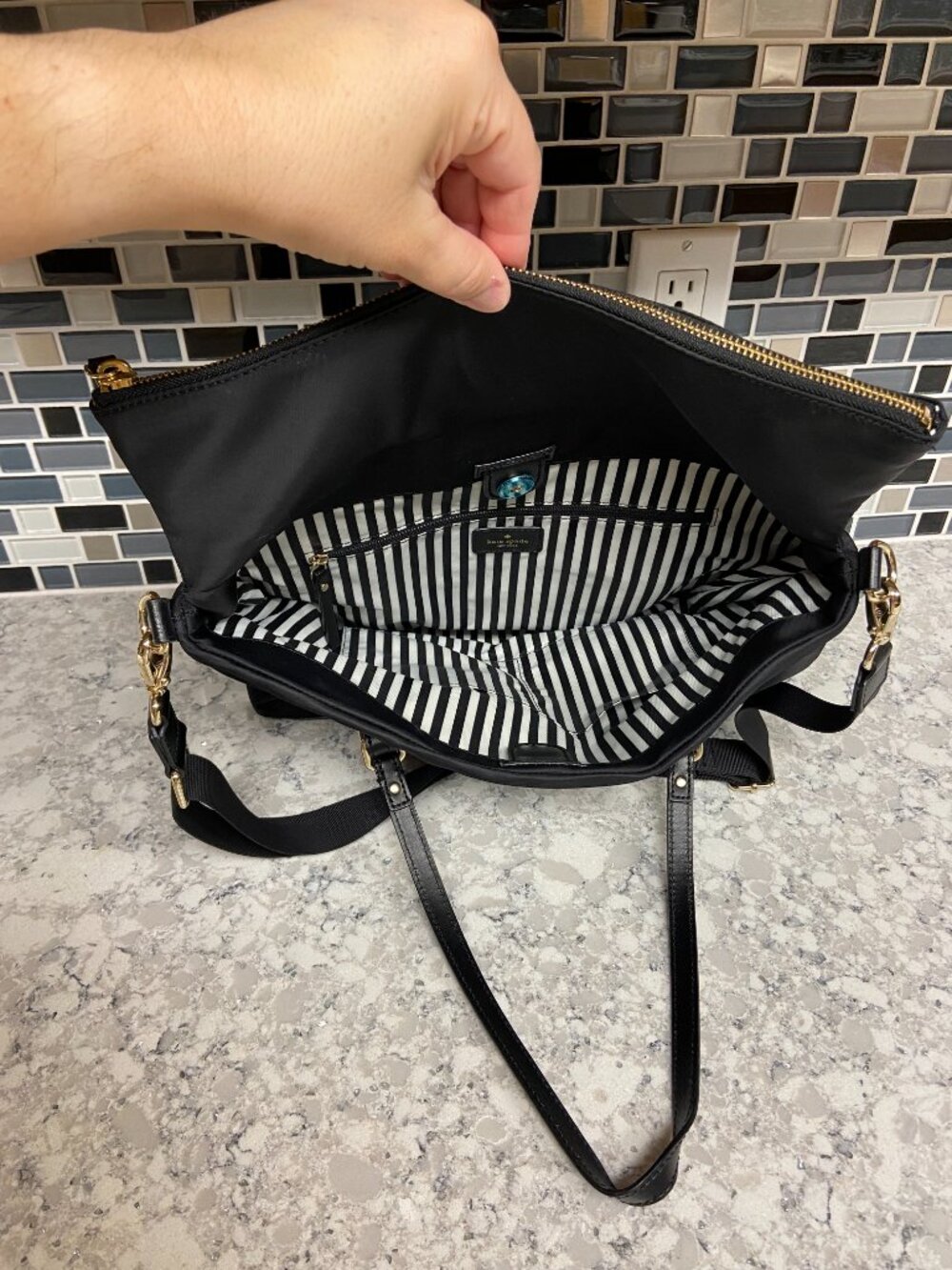 Kate Spade New York Union Square Carmen Handbag (Like New) - Picture 5 of 16